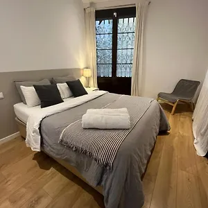 https://the-guest-house-bcn.catalonia-hotels.com